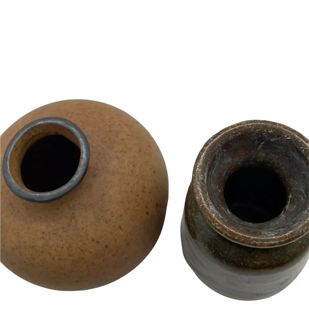 Mini Vases Set Of Two Beige Brown Ceramic Portable Signed Mid Century Charming - Picture 5 of 12